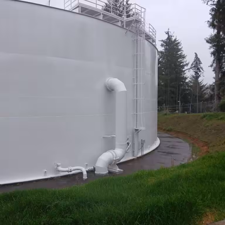 2.0 MG Korblex Reservoir Seismic Retrofit construction, photo 2 of 10