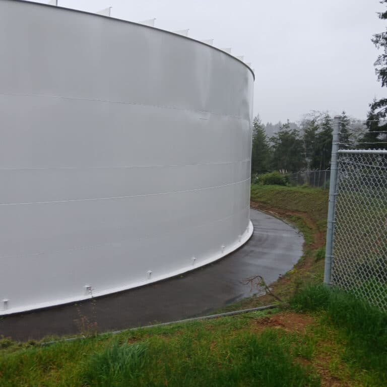 2.0 MG Korblex Reservoir Seismic Retrofit construction, photo 3 of 10