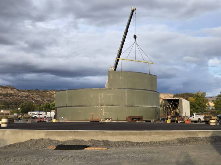 Dalles Riverside Reservoir construction, photo 4 of 21
