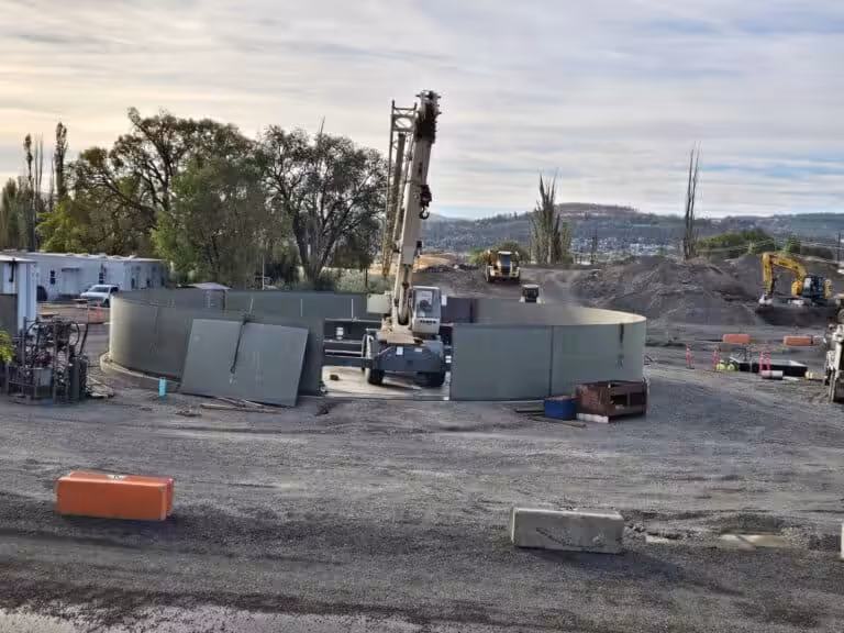 Dalles Riverside Reservoir construction, photo 7 of 21