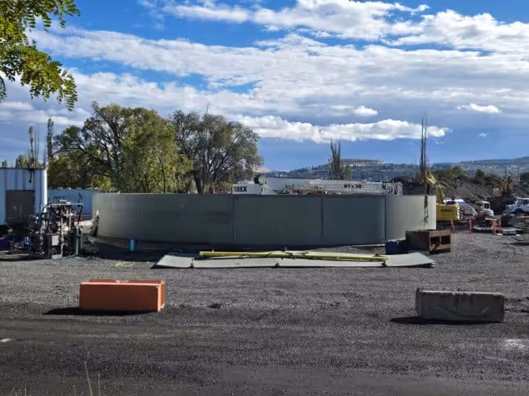 Dalles Riverside Reservoir construction, photo 8 of 21