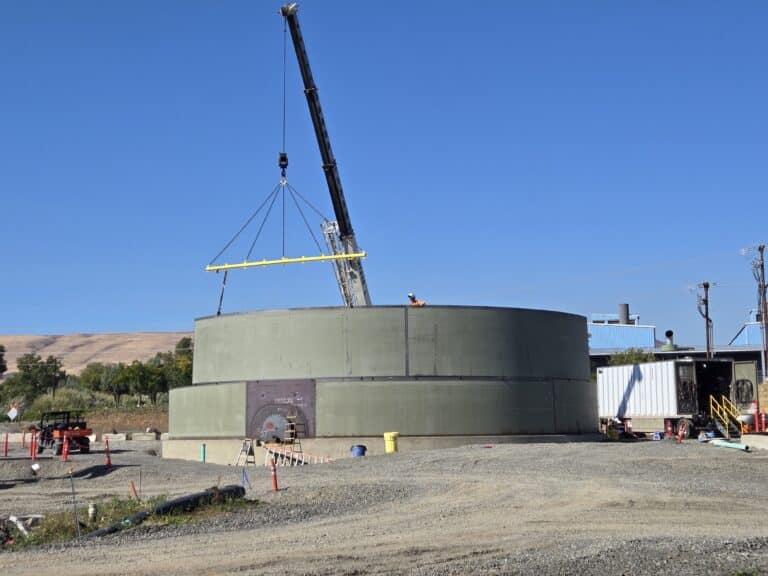 Dalles Riverside Reservoir construction, photo 9 of 21