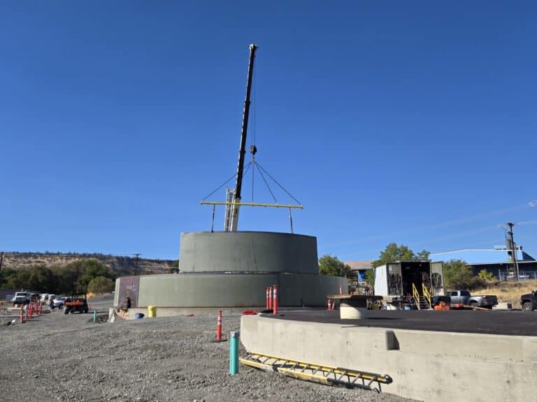 Dalles Riverside Reservoir construction, photo 11 of 21