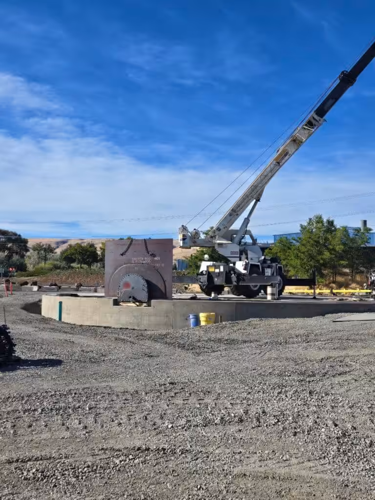 Dalles Riverside Reservoir construction, photo 17 of 21