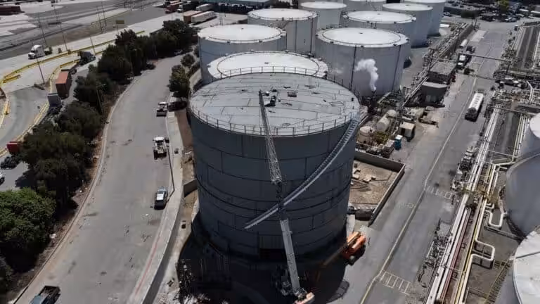 Gasoline Tank Expansion Project construction, photo 3 of 4