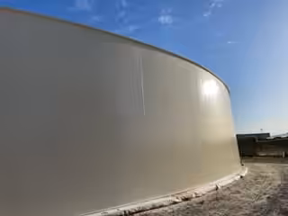 Welded steel water storage tank in Marana